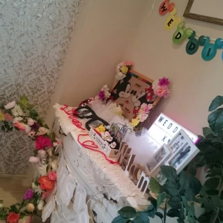 披露宴会場の入口です。かわいくかざってもらえます。