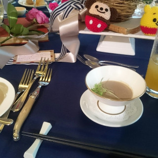 パンは食べ放題です