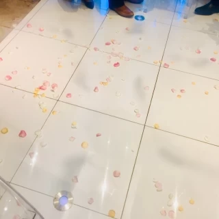 フラワーシャワー