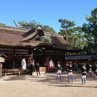 挙式中、友人たちは外から見れます