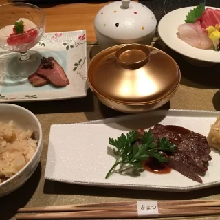 和洋折衷のコースの試食。これは忘れなれい程美味しい…