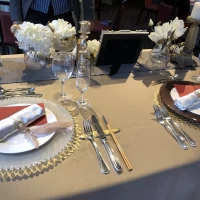 試食会でのテーブルコーディネート