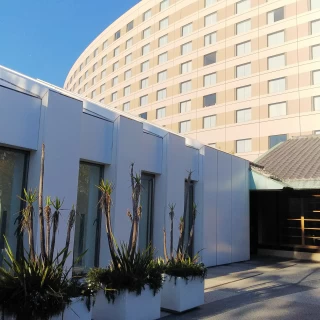 チャペルから出た中庭