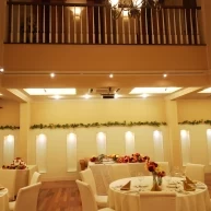 披露宴会場内の2階ベランダ