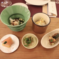 冷製パスタ、真鯛サラダ、生麩と茄子田楽、手毬寿司等豪華