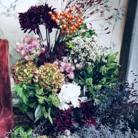 秋の草花を大胆に