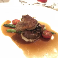 牛ヒレ肉 モリーユ茸 フォアグラのミルフィーユ