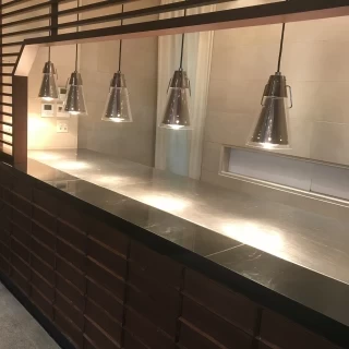 披露宴会場はおそらく全てオープンキッチン付でした