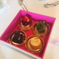 デザートは追加でケーキBOXにもできます