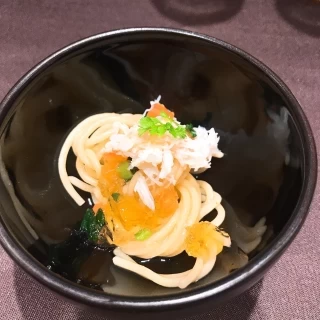 お口直しのパスタはあっさりした味付けでした