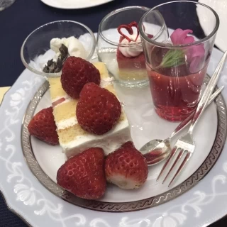 最後のデザートビュッフェ種類もたくさんありました！