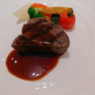 国産牛ヒレ肉はゲストから大好評でした。