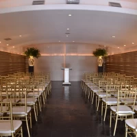 シンプルな会場です