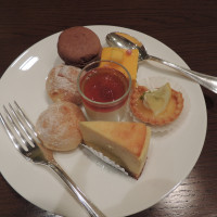 試食会のデザートブッフェ