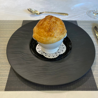 試食　コンソメスープのパイ包み