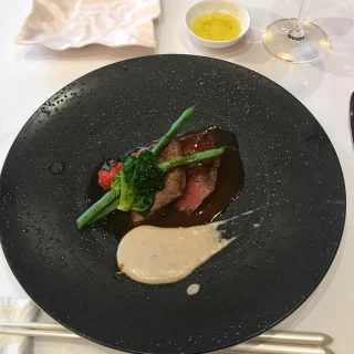 お肉に合うソースでした。オシャレです。