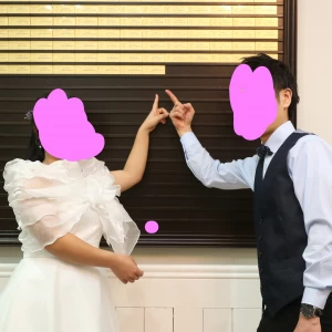 式後、新郎新婦の名前が刻印されたものを式場に飾ります|514665さんのオール・セインツ ウェディング（営業終了）の写真(788514)