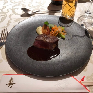 メインの肉料理