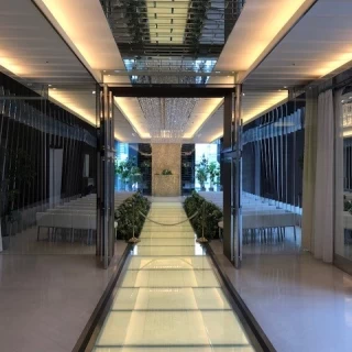 チャペルフロア全体像