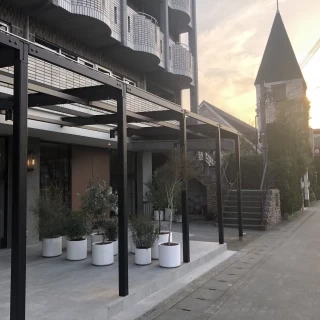 二次会前に撮りました！このすぐ左が地下鉄の入り口です。