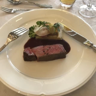 メインのお肉。