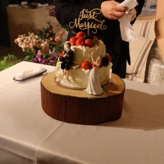 ケーキトッパーをプラスしてオリジナルのものに♡