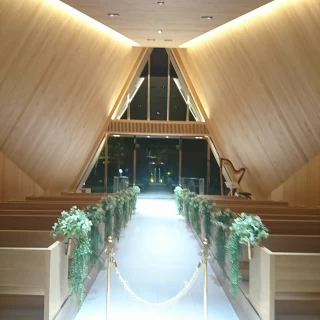夜ならこんな感じ。檜の香りが素敵です。