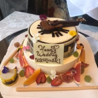ウエディングケーキは持ち込みました