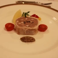 試食