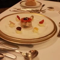 試食
