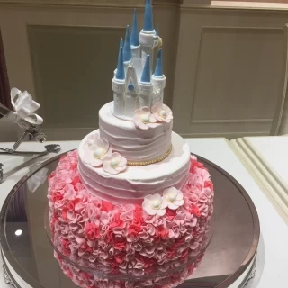 サンプルのケーキ