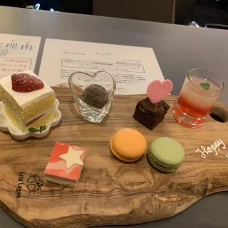 ビュッフェの試食です。美味しかったです。