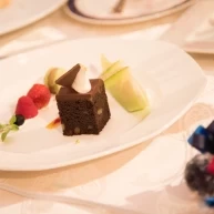 おもてなし料理(チョコレートブラウニー)