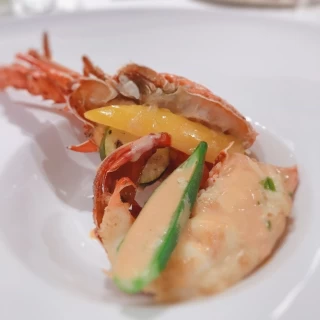 オマール海老を使用していて濃厚で美味しかったです！