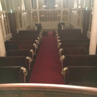 祭壇から見る会場