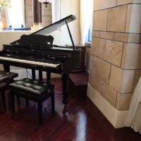 ゲスト待合室のピアノ