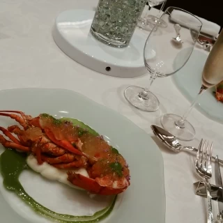 前菜（オマール海老、試食会にて）