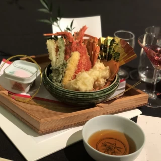 蟹の天ぷら。当日も必ず熱々で提供してくださるそうです！