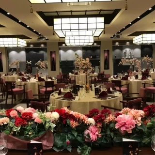 和モダンな感じの宴会場