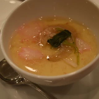 ふかひれ入りの茶わん蒸し