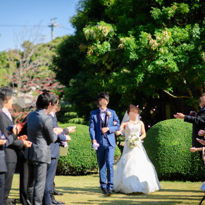 天気が良ければ外での記念写真ができます。|518427さんのTHE GRASS HOUSE 桜の杜（ザ グラスハウス 桜の杜）の写真(795451)