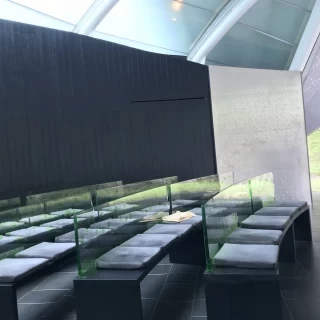 シンプルですがお洒落なチャペルです。