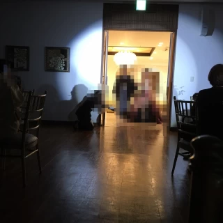 入場