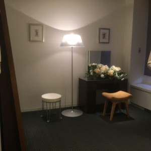 親族控室のフロアは高級感がある|518606さんの京王プラザホテル札幌の写真(698952)