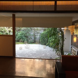 ロビーの庭園も美しかったです。