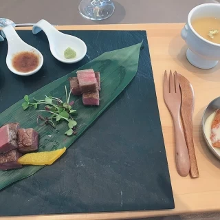 試食で出てきた料理です。とてもおいしかったです。