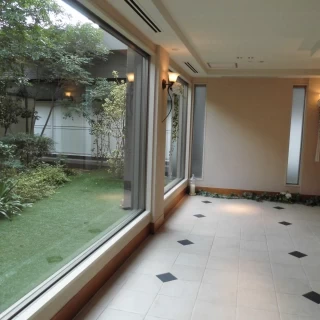チャペルまでの通路