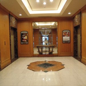 エレベーター前のフロア|518847さんのホテル アゴーラ リージェンシー 大阪堺の写真(994727)