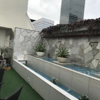 夜になると名古屋のビルがいい感じのイルミネーションに