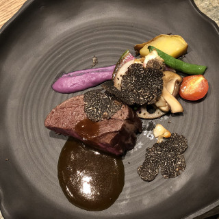 ソースが野菜にお肉にも合います。
